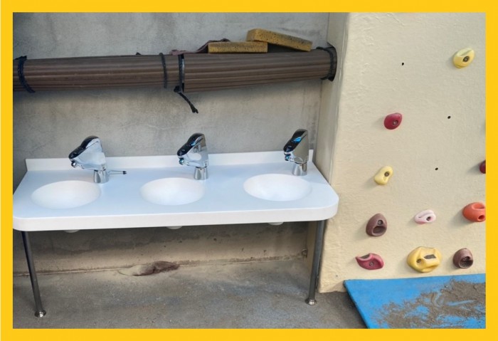 保育園手洗場